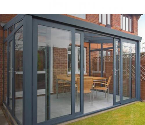 Все варианты раздвижного остекления террас и веранд. Особенности и преимущества 06