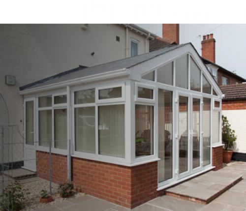 Все варианты раздвижного остекления террас и веранд. Особенности и преимущества 03