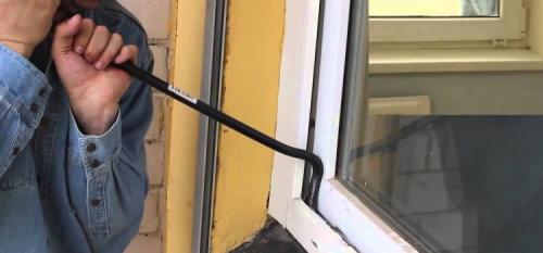Как открыть окно с улицы. Как открыть пластиковое окно снаружи