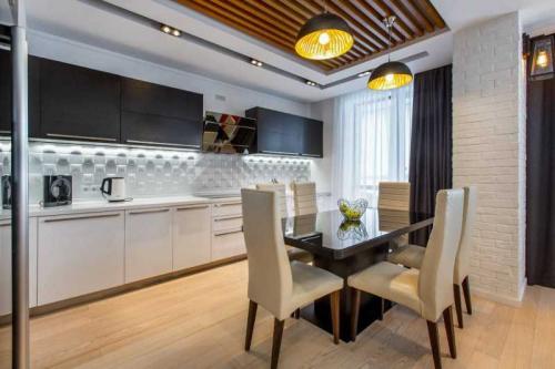 Дизайн кухонных штор. Дизайн штор для кухни: ТОП-200 фото новинок. Оригинальные идеи сочетания цвета и стиля штор в интерьере кухни