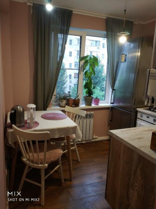 Шторы для маленькой кухни в хрущевке. Обычные шторы и занавески