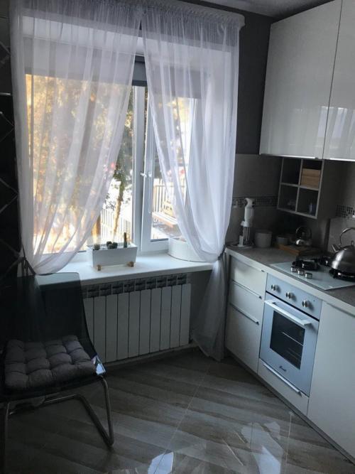 Шторы для маленькой кухни в хрущевке. Обычные шторы и занавески