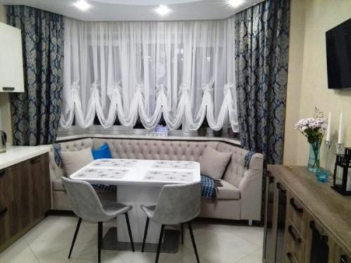 Какие бывают шторы на кухню. С чего начать подбор штор