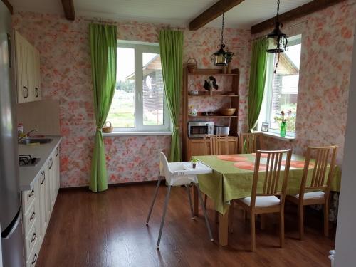 110 самых стильных идей для штор на кухню. Шьем шторы на кухню своими руками (мастер-класс)