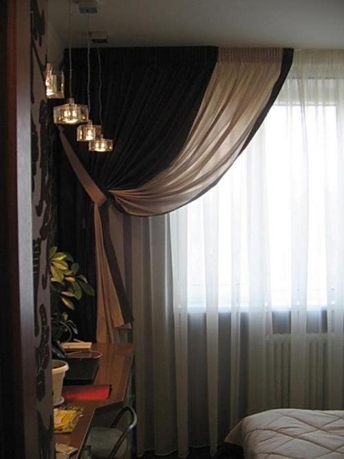 Шторы на кухню короткие на одну сторону. Как красиво повесить асимметричные шторы на одну сторону
