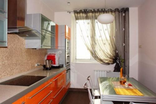 Какие шторы на кухню. С чего начать подбор штор