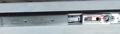 Как снять створку пластикового окна с петель. Как снять пластиковое окно окно с петель 13