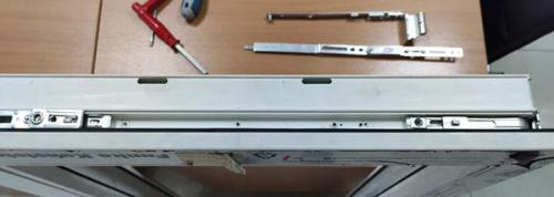 Как снять створку пластикового окна с петель. Как снять пластиковое окно окно с петель 15