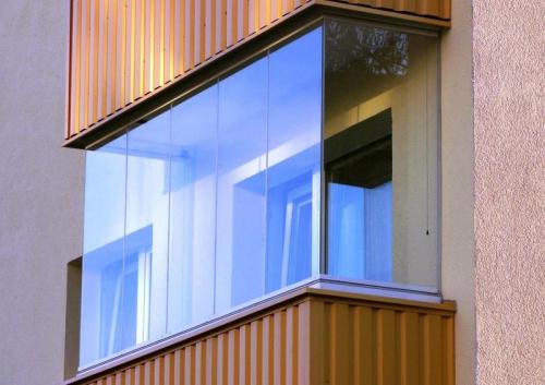 Особенности остекления балкона алюминиевым профилем. Что это за окна для балкона и лоджии? 05
