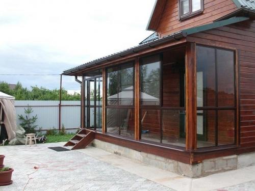 Чем застеклить веранду. Теплое и холодное остекление