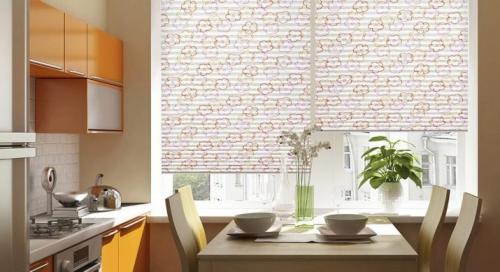 Современные жалюзи на кухню. Плюсы и минусы использования жалюзи на кухне 10