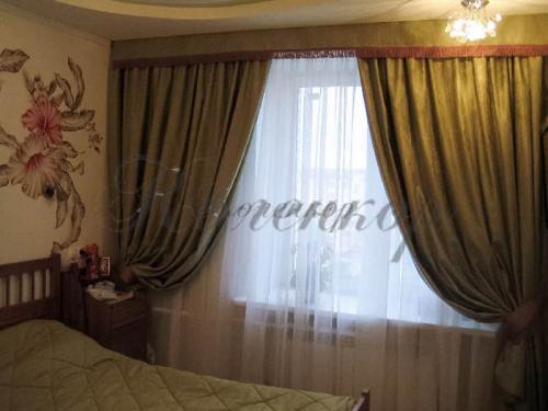 Сочетание цветов штор и обоев. Цвета штор и обоев – удачные сочетания в интерьере