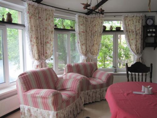 Шторы в деревенском стиле своими руками. Шторы в деревенском стиле — фактура тканей, внешний вид и применение в дизайне (114 фото)