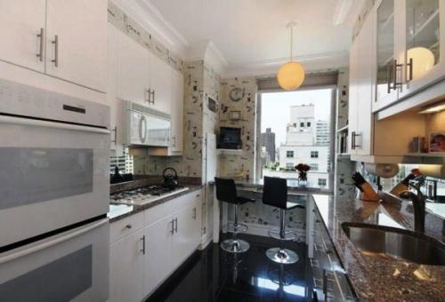 Обои для маленькой кухни, зрительно увеличивающие пространство. Цветовая гамма обоев для маленькой кухни