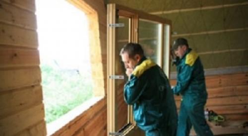 Монтаж деревянных окон со стеклопакетом. 