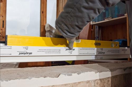 Установка пластикового глухого окна своими руками. Сквозная методика 07