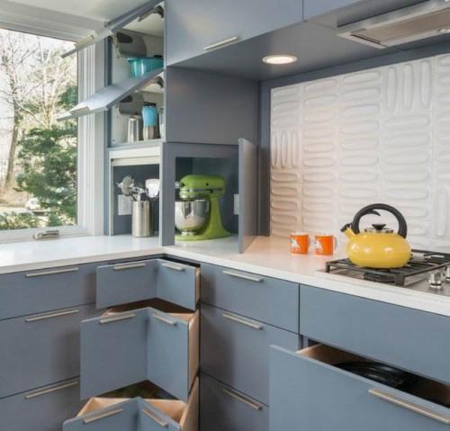 Как обустроить вытянутую кухню. Особенности планировки 05
