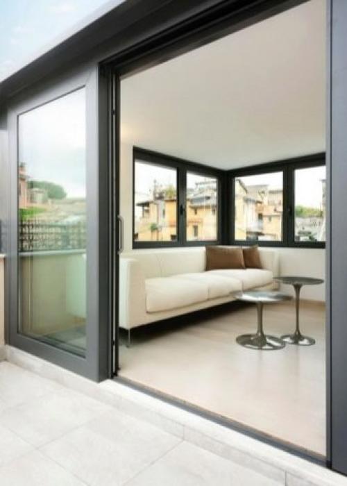 Раздвижные пластиковые двери на балкон. Особенности и преимущества