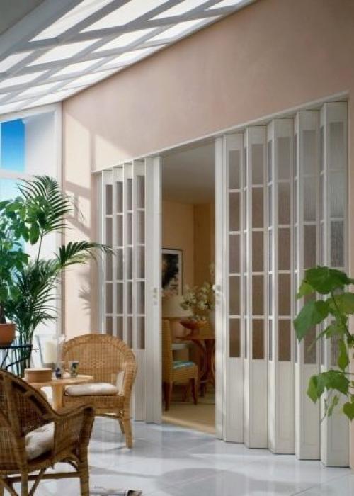 Раздвижные пластиковые двери на балкон. Особенности и преимущества