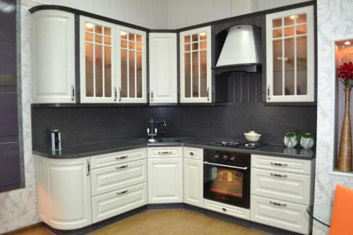 7 главных ошибок в оформлении угловых кухонь (берите на вооружение!) 07