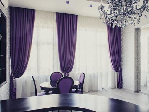 Как красиво повесить шторы на два окна. Дизайн штор для гостиной с двумя окнами (50 фото)