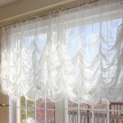 Французские шторы в спальню. Французские шторы: отличительные черты конструкции штор. Виды, особенности, выбор материалов, какие карнизы нужны, 175 фото