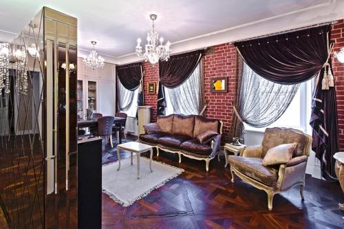 Двойная тюль в зал. Выбор цветовой палитры для двойных штор