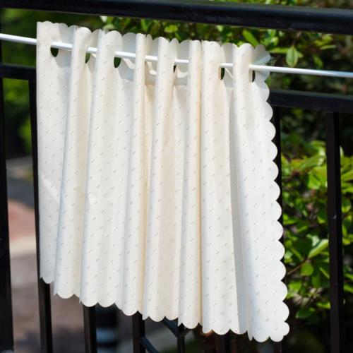 Шторы в маленькую гостиную. Маленькие шторы — выбор модных форм штор и занавесок для кухни, гостиной и спальни (112 фото)