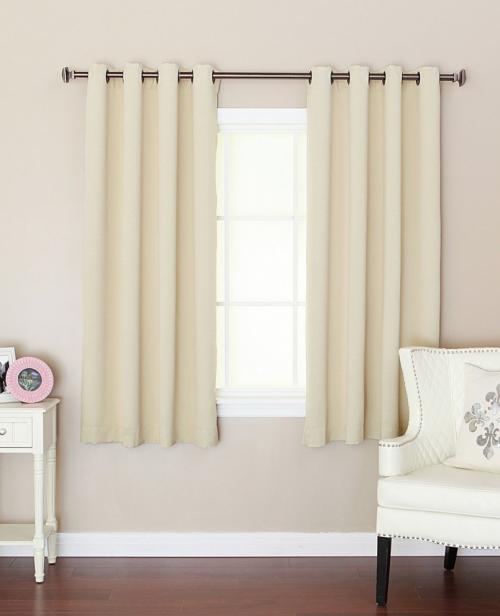 Шторы в маленькую гостиную. Маленькие шторы — выбор модных форм штор и занавесок для кухни, гостиной и спальни (112 фото)