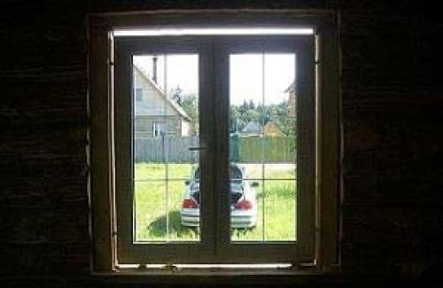 Устанавливаем пластиковое окно в деревянном доме. Как сделать монтаж окон ПВХ в деревянном доме своими руками: Пошагово +Видео 08