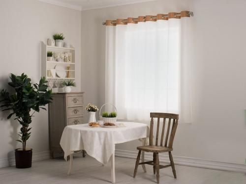 Короткий тюль в зал. Рекомендации дизайнеров