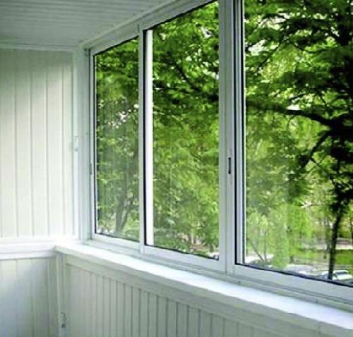 Раздвижные пластиковые окна на балкон. Материалы, применяющиеся для балконных раздвижных систем