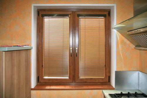 Чем отличаются пластиковые окна от алюминиевых. Особенности пластиковых и алюминиевых окон 10 Чем отличаются пластиковые окна от алюминиевых. Особенности пластиковых и алюминиевых окон 10