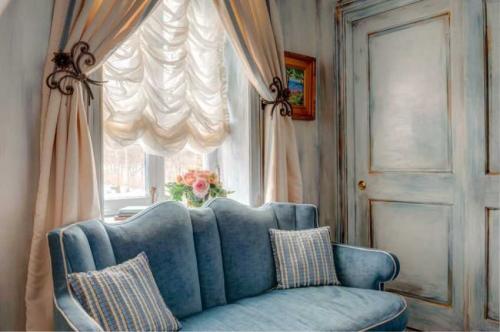 Короткие шторы в спальню — 145 фото новинок дизайна