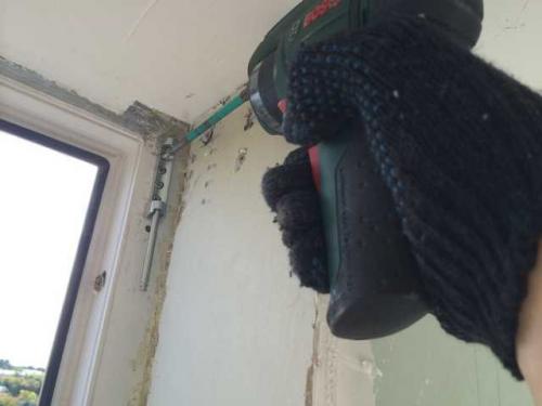 Ремонт поворотно-откидного механизма двери. Переделка поворотной створки в поворотно-откидную