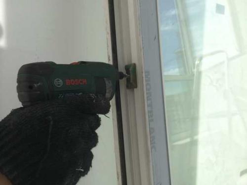 Ремонт поворотно-откидного механизма двери. Переделка поворотной створки в поворотно-откидную