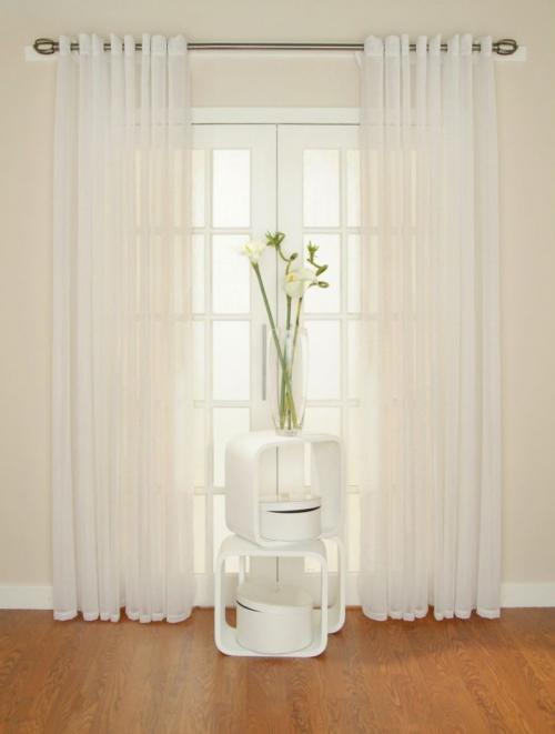 Тюль без штор в спальню. Классическая белая тюль: свет и легкость