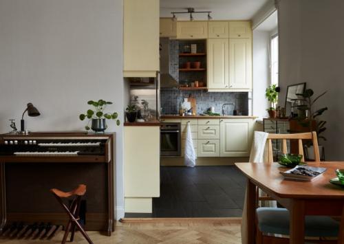 Кухня 2022 в ретро стиле. Что нужно знать о дизайне кухни в стиле ретро