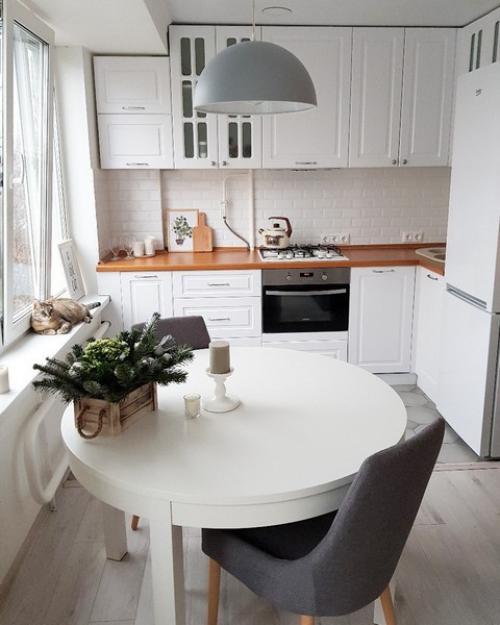 Светлая кухня с деревом. 32 идеи для белой кухни с деревянной столешницей