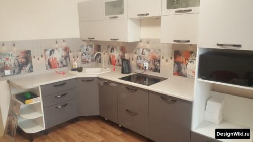 Все варианты угловых кухонь 2022. Кухни с мойкой в углу 01
