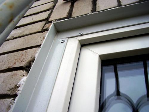 Как утеплить деревянные окна ватой. Утепление окон: простые способы утепления для деревянных и ПВХ окон на зиму своими руками + рекомендации по ремонту