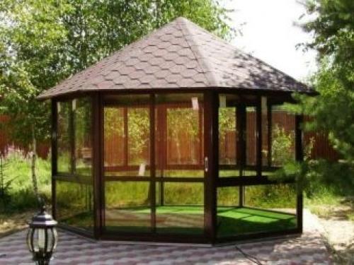 Раздвижные окна для дома или беседки. Окна из поликарбоната: дешево и практично 12 Раздвижные окна для дома или беседки. Окна из поликарбоната: дешево и практично 12