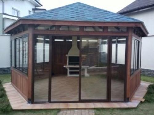 Раздвижные окна для дома или беседки. Окна из поликарбоната: дешево и практично 13 Раздвижные окна для дома или беседки. Окна из поликарбоната: дешево и практично 13