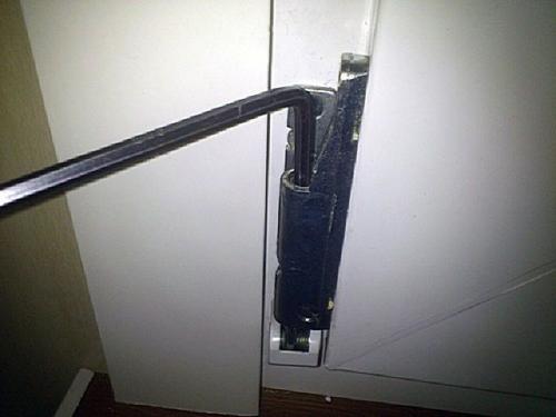 Регулировка пластиковых окон своим руками. Регулировка прижима пластиковых окон 07