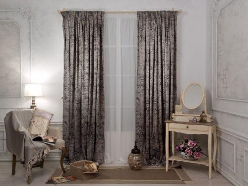 Тюль поверх штор. Правила сочетания цветов