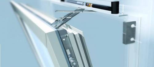 Регулировка пластиковых окон самостоятельно. Регулировка пластиковых окон — пошаговая инструкция, как самостоятельно отрегулировать петли, прижим окна на лето и зиму