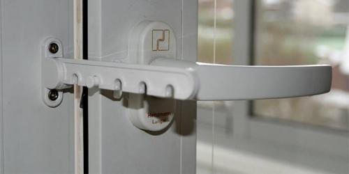 Регулировка пластиковых окон самостоятельно. Регулировка пластиковых окон — пошаговая инструкция, как самостоятельно отрегулировать петли, прижим окна на лето и зиму