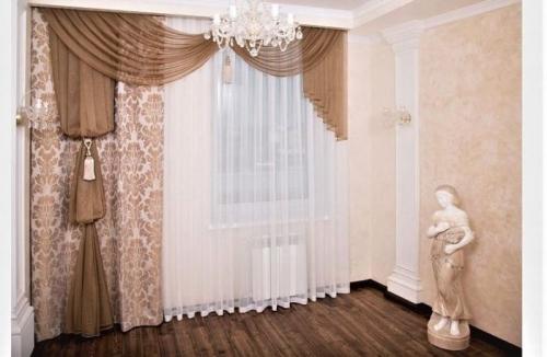 Красивые шторы в гостиную. Модные тенденции и новинки штор в гостиную