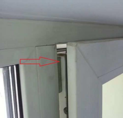 Не закрывается пластиковое окно, что-то мешает. Не закрывается пластиковое окно: советы, что делать, если ручка не поворачивается, отошел верхний угол или заедает снизу