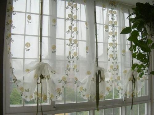 Тюль без штор в интерьере зала. Тюль в зал без штор 06